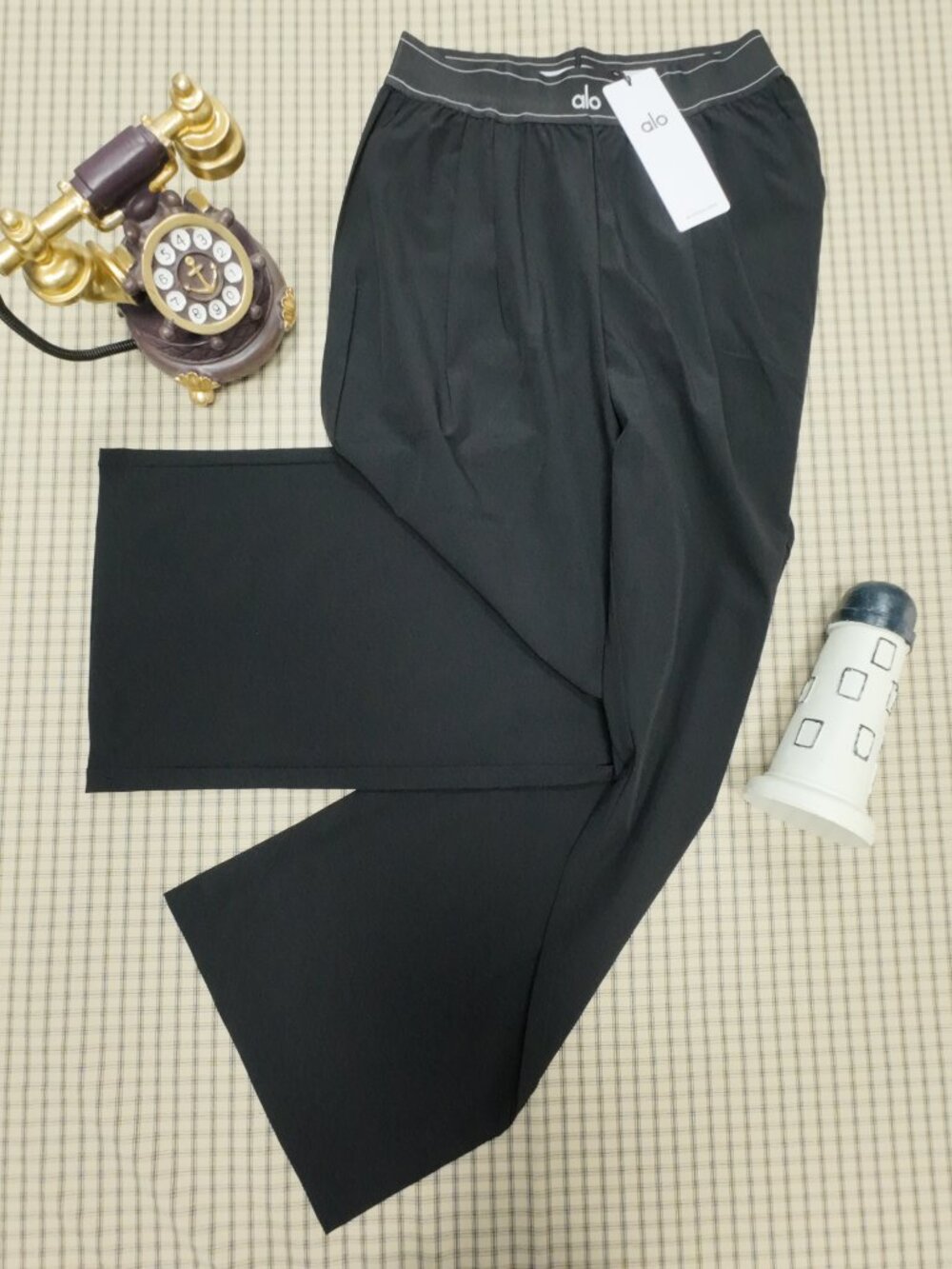 NWT💎ALO Yoga Black Suit Up Pants👩🎨Wide Leg 30-inch inseam Regular Fit - Picture 2 of 9